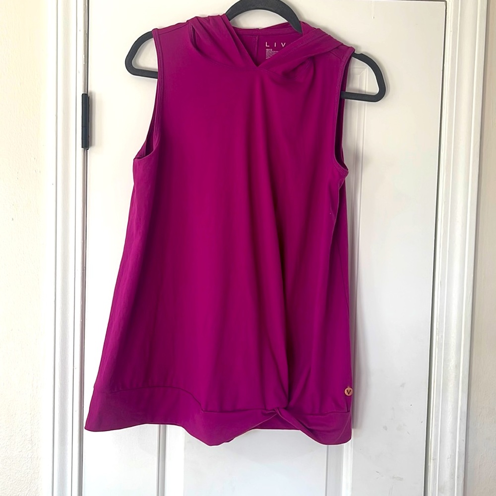 Magenta 10/12 LIVI Tank with Hood